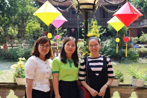 Bac Giang women introducing innovation to lychee farming businesses